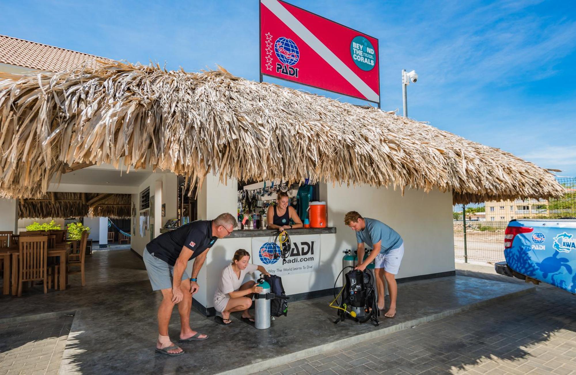 Bloozz Resort Bonaire Playa Exterior foto